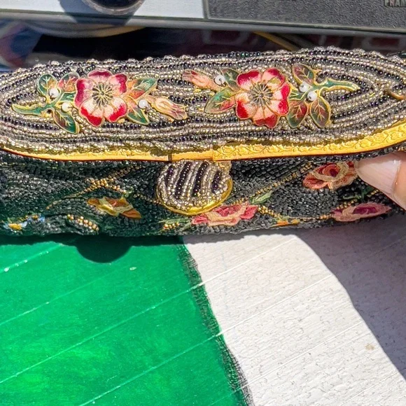 Antique French glass beaded 20s Art Deco Point de Beauvais embroidered - Picture 3 of 15